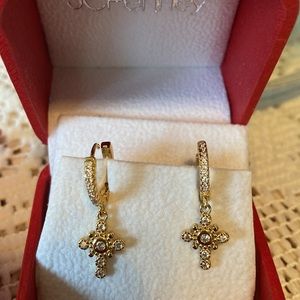 Trendy 14k Gold 💎 Cross Earrings